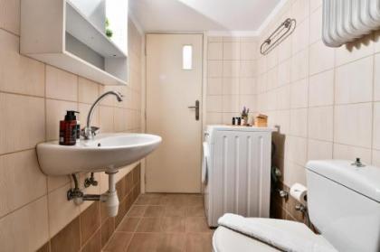 Cozy Studio at Ampelokipi Area - image 8