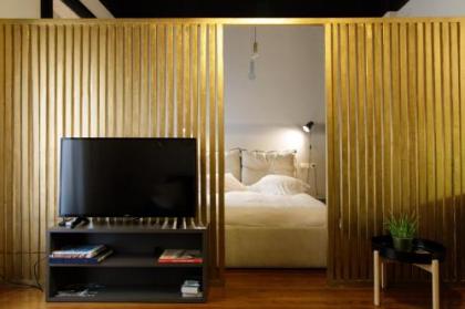 Soho Apartments - image 13