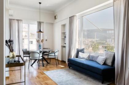 Elegant Luminous 3BD apartment in Kolonaki by UPSTREET - image 1