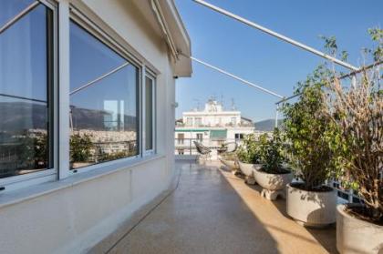 Elegant Luminous 3BD apartment in Kolonaki by UPSTREET - image 18