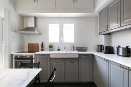 Elegant Luminous 3BD apartment in Kolonaki by UPSTREET - image 19