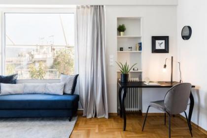 Elegant Luminous 3BD apartment in Kolonaki by UPSTREET - image 5