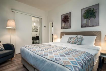 Urban Nest - Suites & Apartments - image 13
