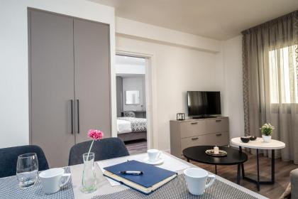 Urban Nest - Suites & Apartments - image 14