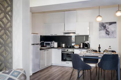 Urban Nest - Suites & Apartments - image 20