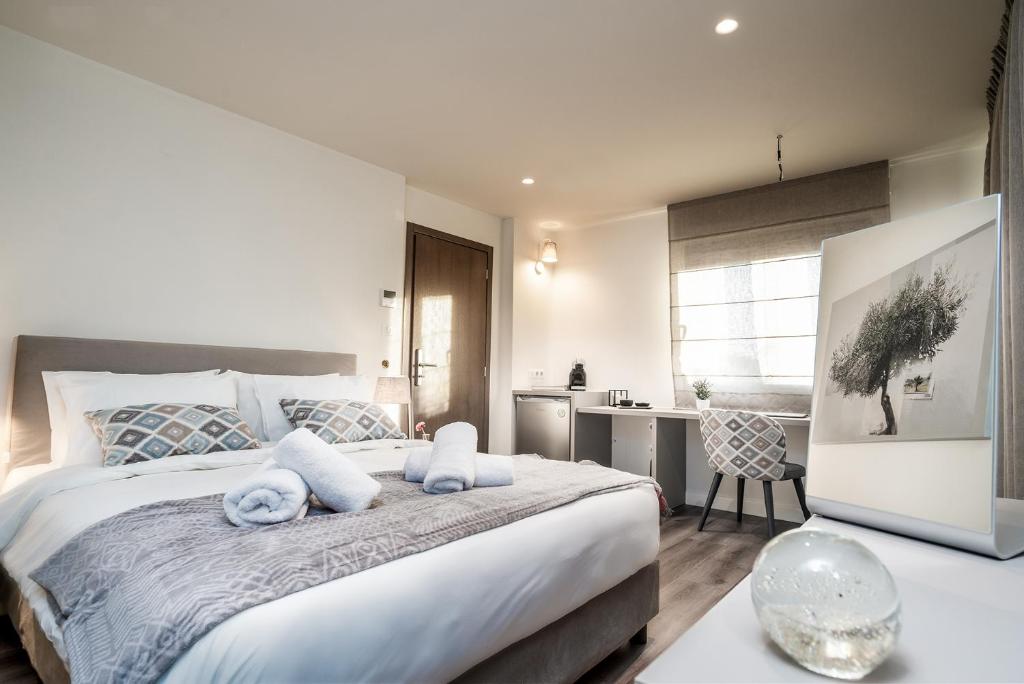 Urban Nest - Suites & Apartments - image 4