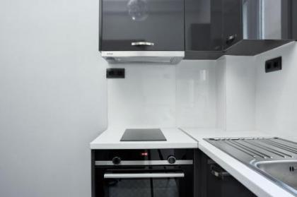 Charming Studio Apartment - image 17