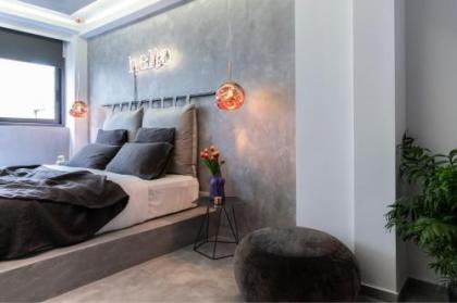 14 Reasons Why Hotel Athens - image 14