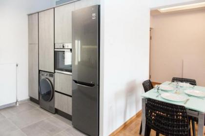 Beautiful Apartment With Lovely View at Kolonaki Athens! - image 16