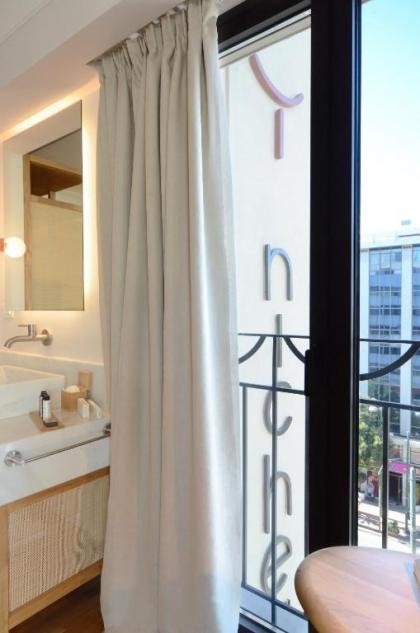 niche hotel Athens - image 12