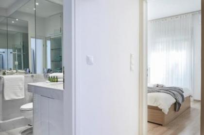 Modern Elegant Apt at Kolonaki - image 16