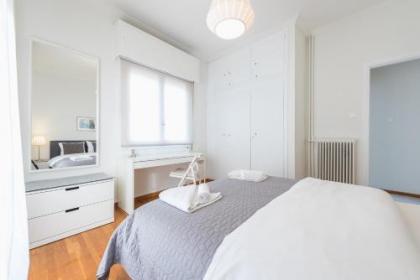 Cozy and fresh apt close to Metro - image 11