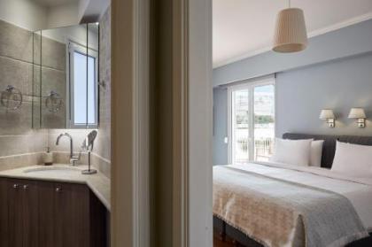 Fabulous 3BD Apt close to Kalimarmaro - image 13