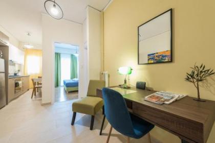 Stylish Kerameikos Apartment by Cloudkeys - image 11