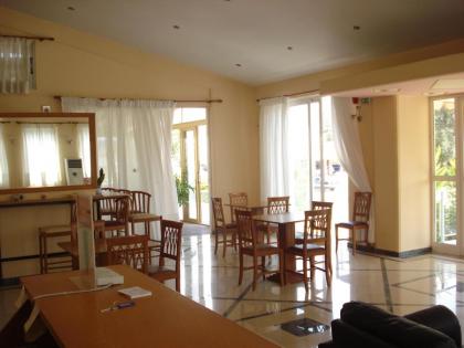 Cybele Guest Accommodation - image 9