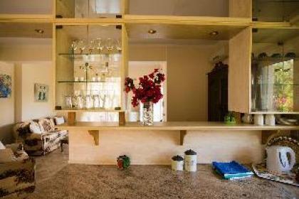 Soulas Place - Close to Athens Airport and Beach - image 12