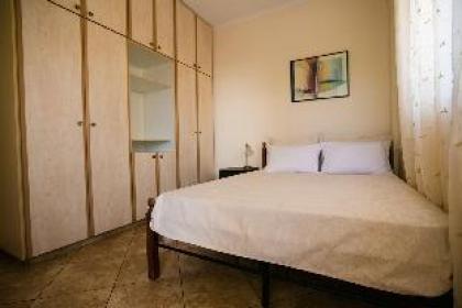 Soulas Place - Close to Athens Airport and Beach - image 4