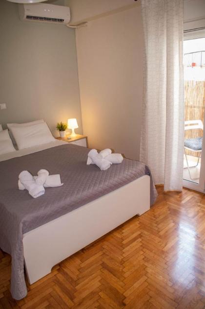 Acropolis 5' Walk Newly Renovated & Quiet Flat - image 13