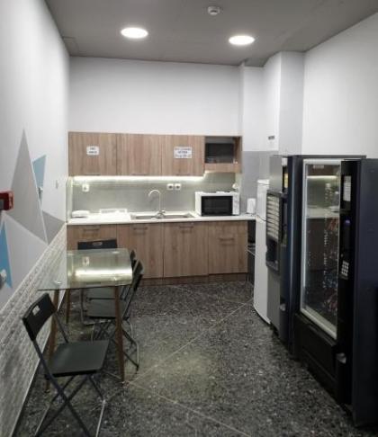 Central Hostel - image 5