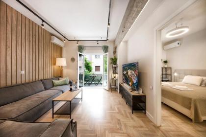 Stunning Αpartment Ιn Τhe Heart Athens. - image 11