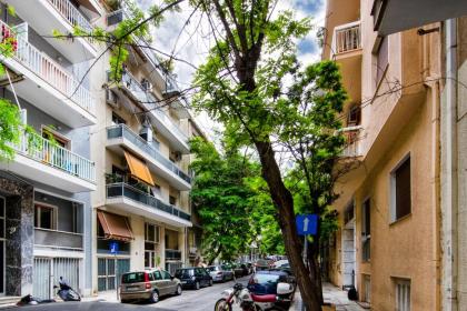 Stunning Αpartment Ιn Τhe Heart Athens. - image 17