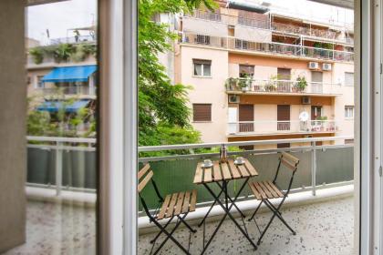 Stunning Αpartment Ιn Τhe Heart Athens. - image 18