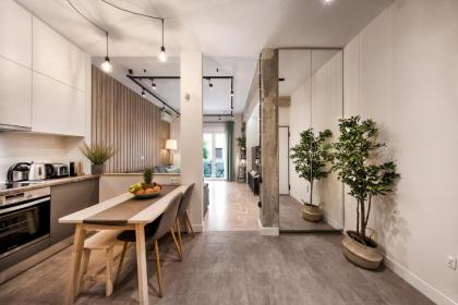 Stunning Αpartment Ιn Τhe Heart Athens. - image 4
