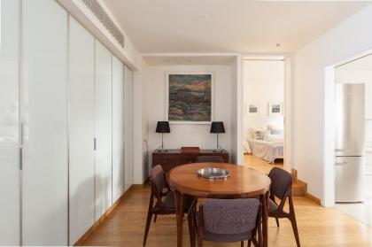 Lux apt w/ Acropolis view - image 12