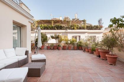 Lux apt w/ Acropolis view - image 15