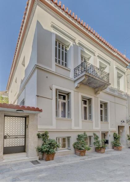 Neoclassical apt next to Acropolis - image 4