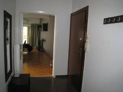 Apartment In The Middle Of Everything - image 6