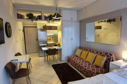 Cozy Luxury Apartment in the Heart of Athens 8-1 - image 13