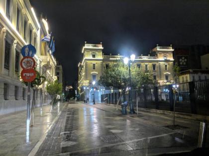 Cozy Luxury Apartment in the Heart of Athens 8-2 - image 15