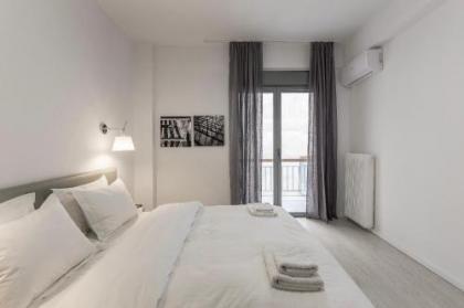 Winsome City Apartment - image 13
