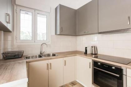 Bright 2BD Apartment in Psychiko by UPSTREET - image 18