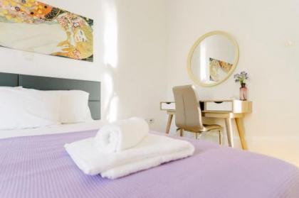 Bright 2 bedrooms apt. in the heart of Athens w stunning views to Acropolis - image 13