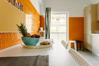 Bright 2 bedrooms apt. in the heart of Athens w stunning views to Acropolis - image 14