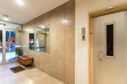 Bright 2 bedrooms apt. in the heart of Athens w stunning views to Acropolis - image 18