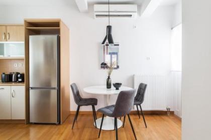 Delightful 1BD Apartment in Plaka by UPSTREET - image 10