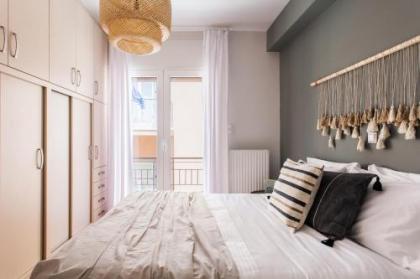 Delightful 1BD Apartment in Plaka by UPSTREET - image 16