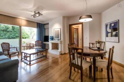 2 bedroom flat next to Acropolis - image 15