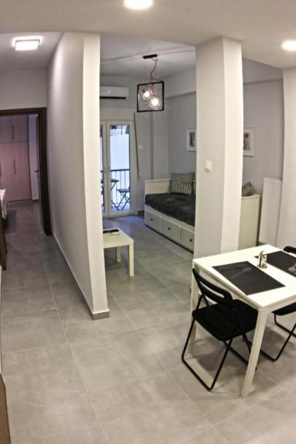 Boutique apartment next to Acropolis Museum - image 13
