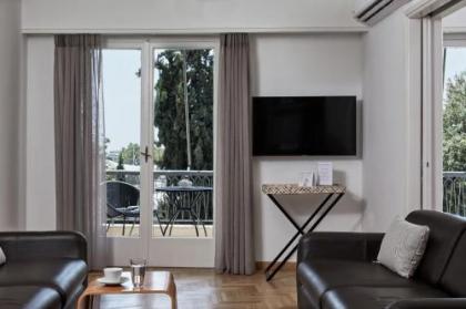 Chic One Bd Apartment with Hilton View - image 1