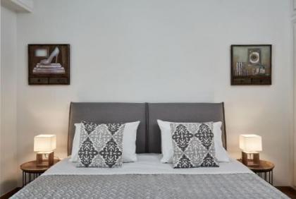 Chic One Bd Apartment with Hilton View - image 10