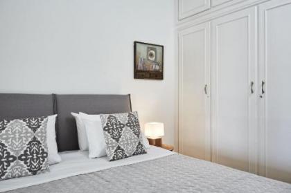 Chic One Bd Apartment with Hilton View - image 7