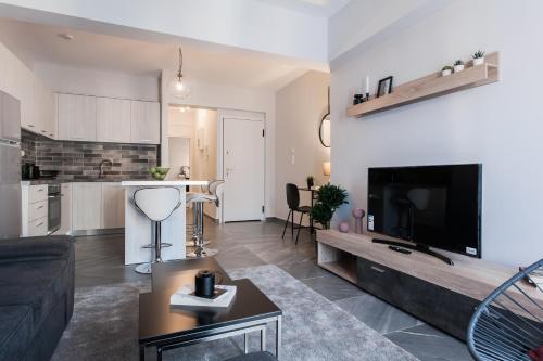 Urban & Cozy 1BD Apartment in Ampelokipoi Area by UPSTREET - image 6
