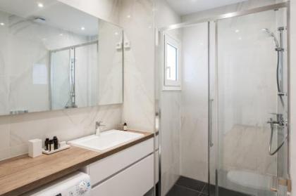 Peaceful 2BD Apartment in Kolonaki by UPSTREET - image 19