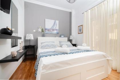 Lyto by Heloni Apartments - image 17
