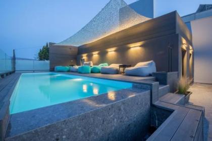 The Duke Boutique Suites - image 8