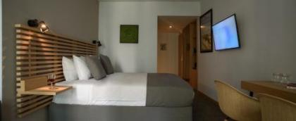 Fos DownTown Suites - image 10
